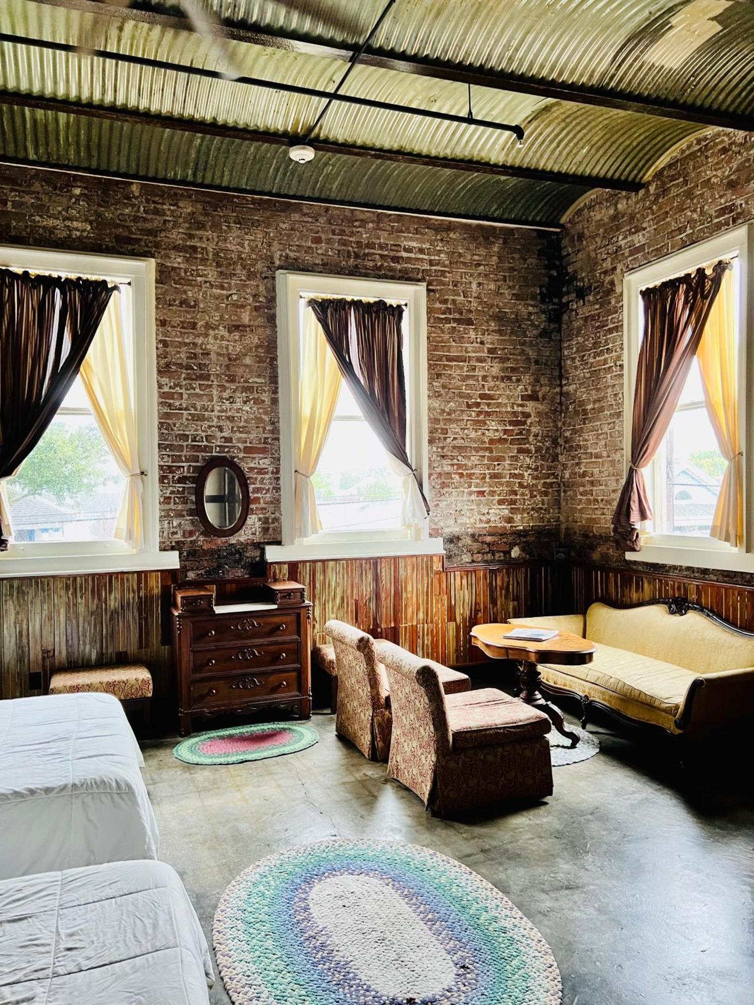 Inn At The Old Jail นิวออร์ลีนส์ ภายนอก รูปภาพ